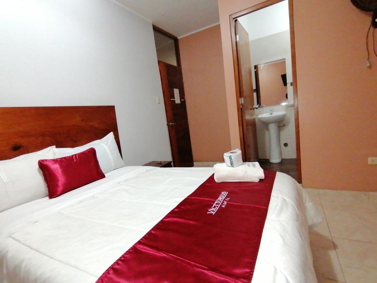 Victtorios Hotel Satipo Exterior photo